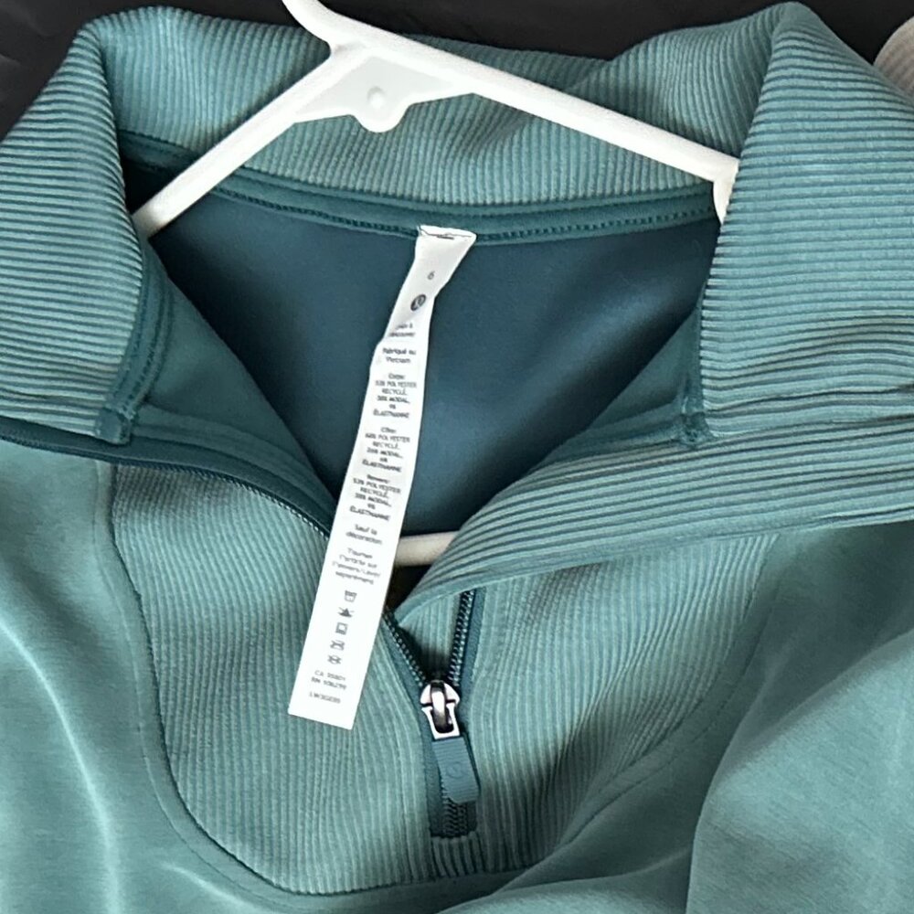 NWT Lululemon Softstreme Half Zip Pull Over